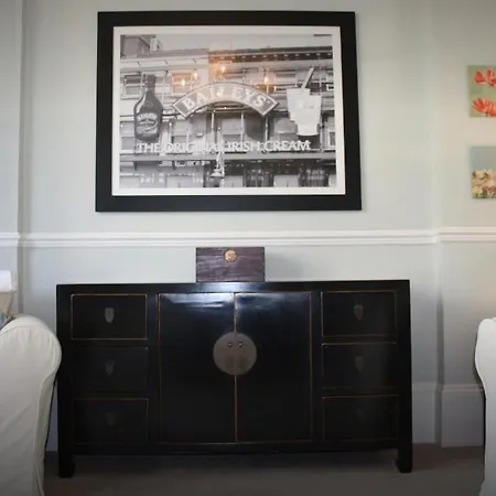 アパート Elegant 1 Bed Flat In Clifton Down With Parking *